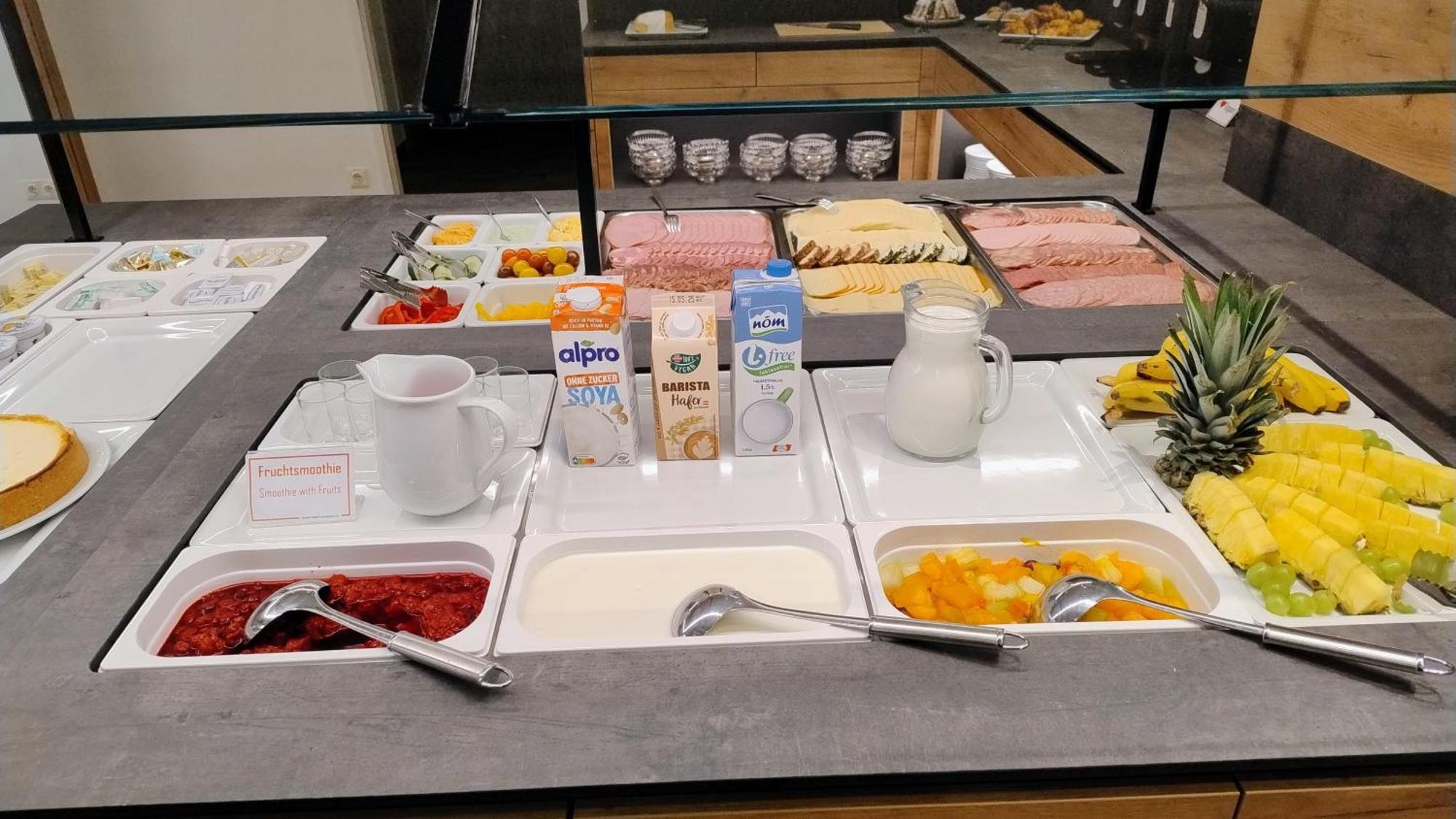 Hotel Restaurant Schwartz Neusiedl am Steinfelde Eksteriør billede